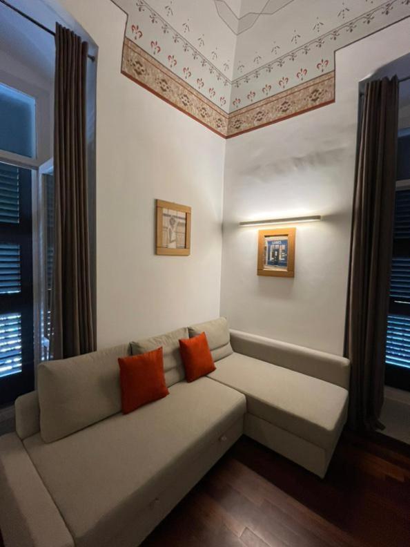 Visconti 89-Duplex Suite Bari Luaran gambar