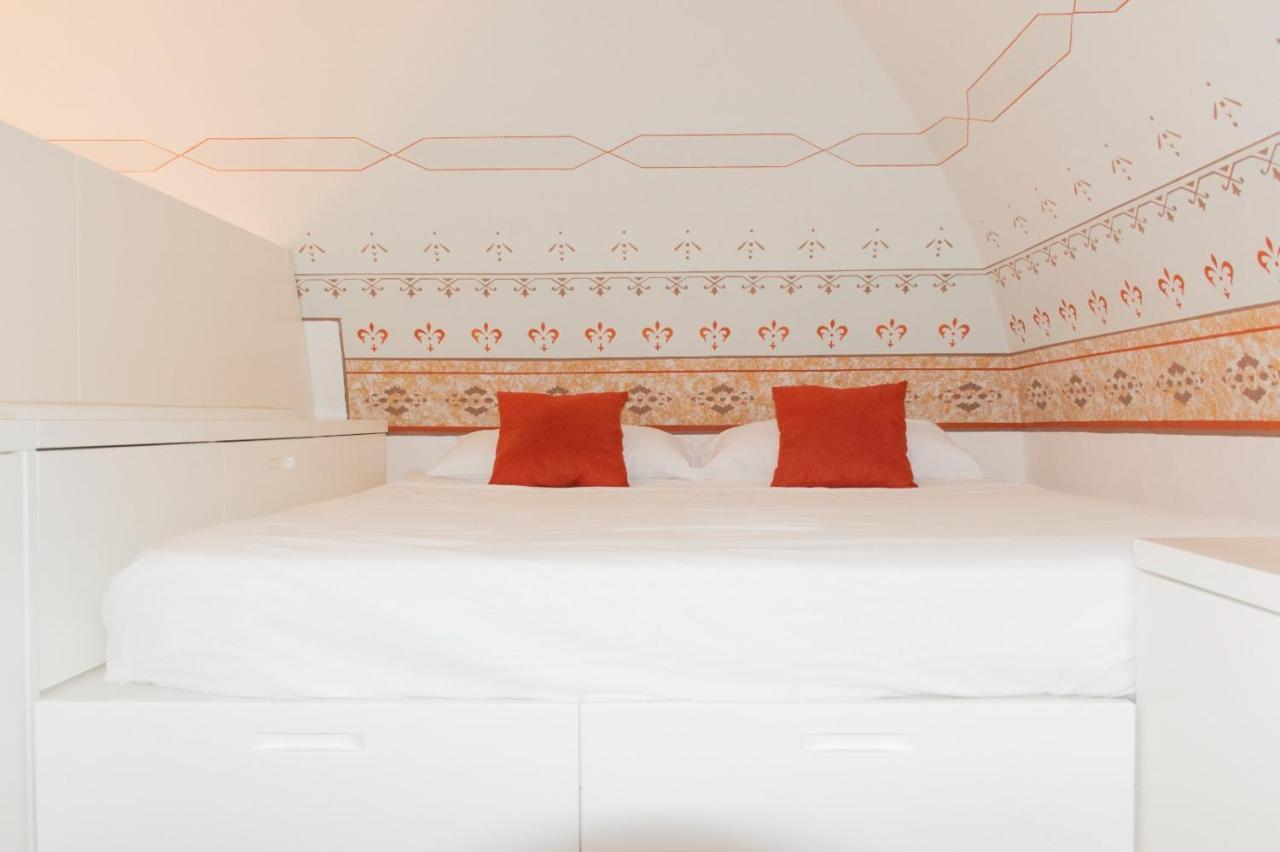 Visconti 89-Duplex Suite Bari Luaran gambar