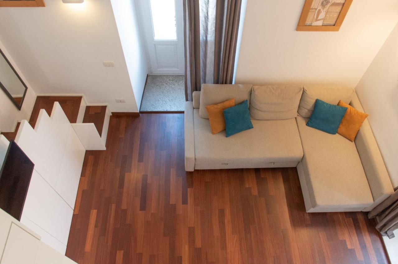 Visconti 89-Duplex Suite Bari Luaran gambar